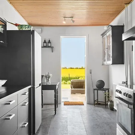 Vakantiehuis Nice In With Kitchen