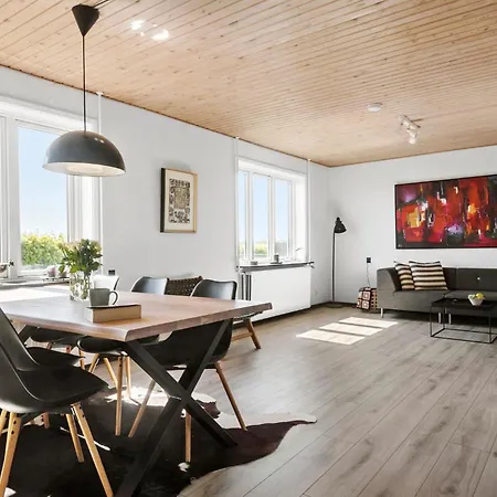 Vakantiehuis Nice In With Kitchen *